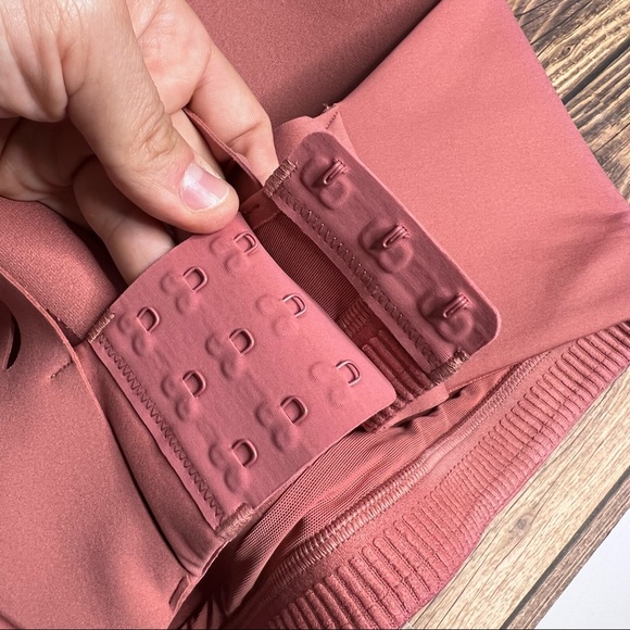 Lululemon AirSupport Bra Size 36DDD NWT Brier Rose/Pink Puff (High Support) - Picture 5 of 13